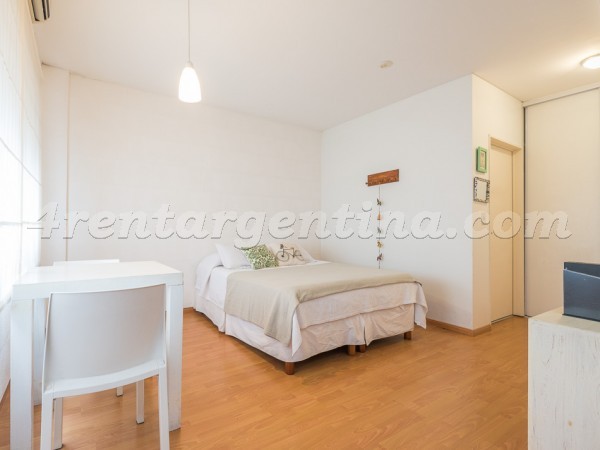 Guardia Vieja and Bulnes: Apartment for rent in Almagro