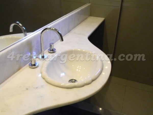 Moreno and Piedras I: Furnished apartment in Downtown
