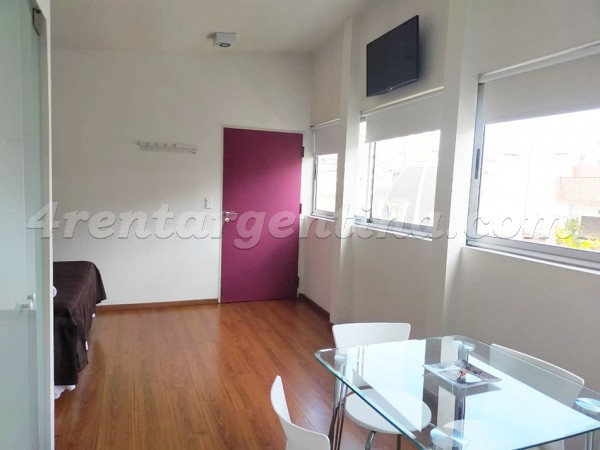 Rodriguez Pea et Sarmiento III: Apartment for rent in Downtown