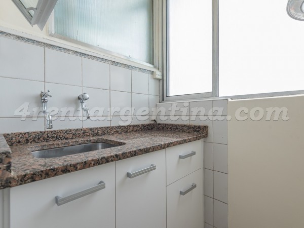 Corrientes and Rodriguez Pea, apartment fully equipped
