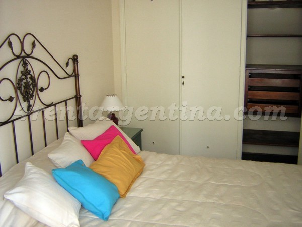 Rodriguez Pea and Cordoba: Furnished apartment in Downtown