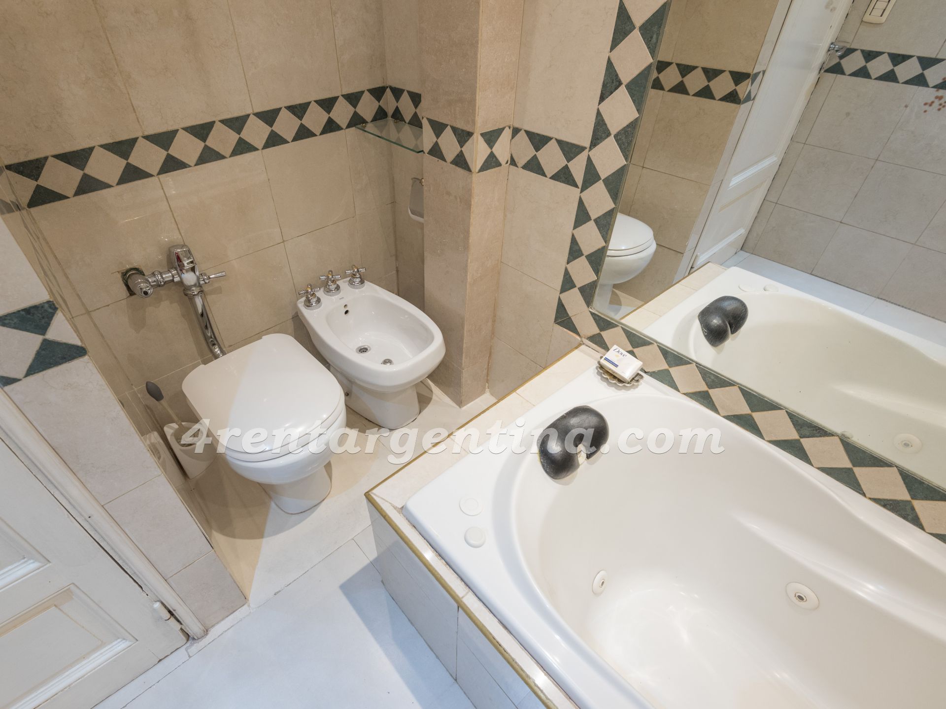 Coronel Diaz y Santa Fe