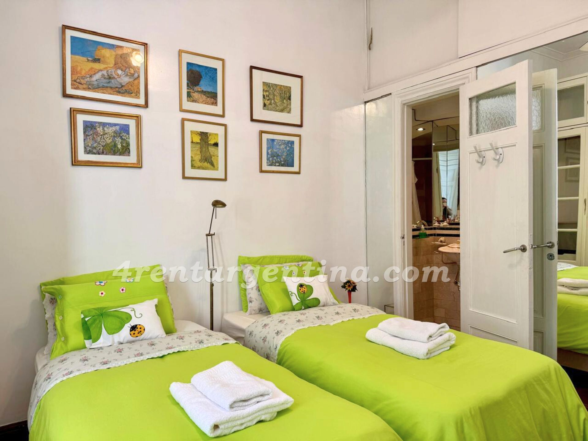 Coronel Diaz y Santa Fe