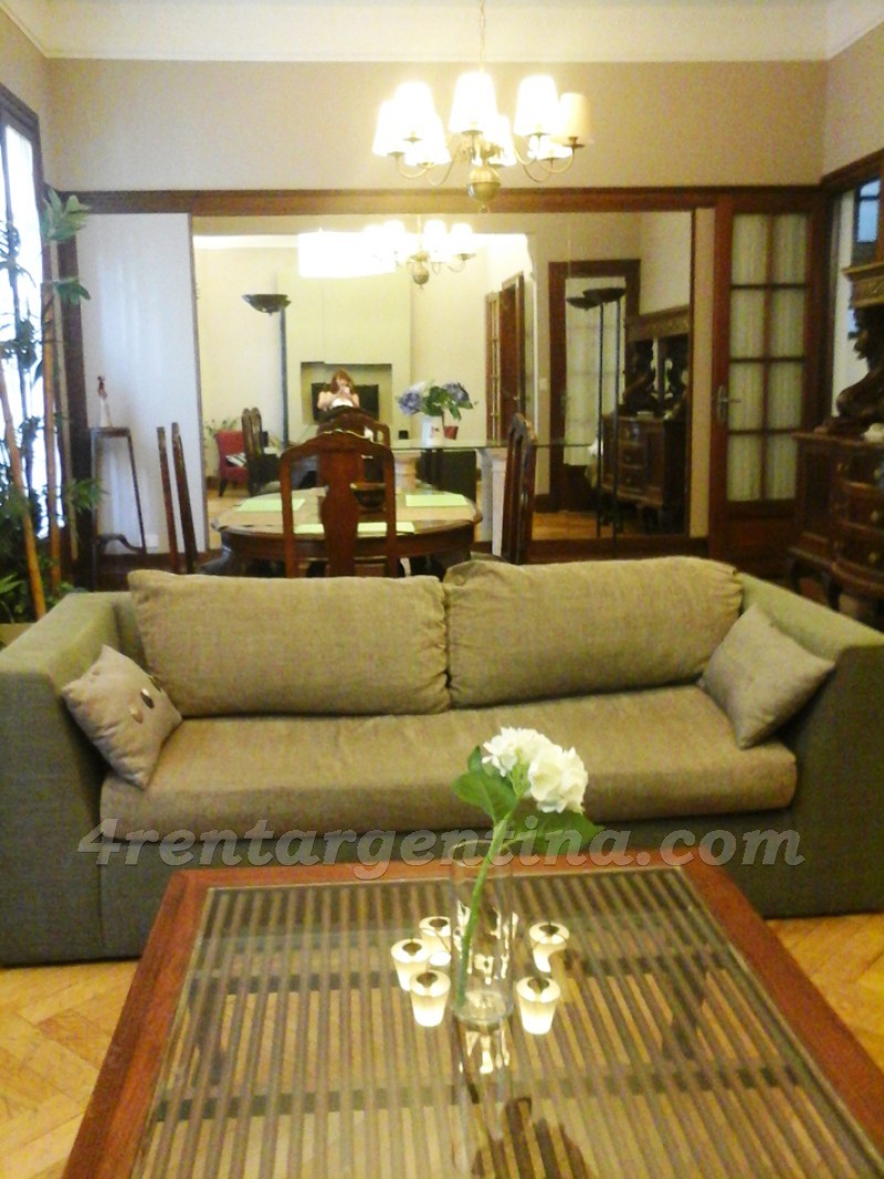 Pasaje Rivarola et Peron