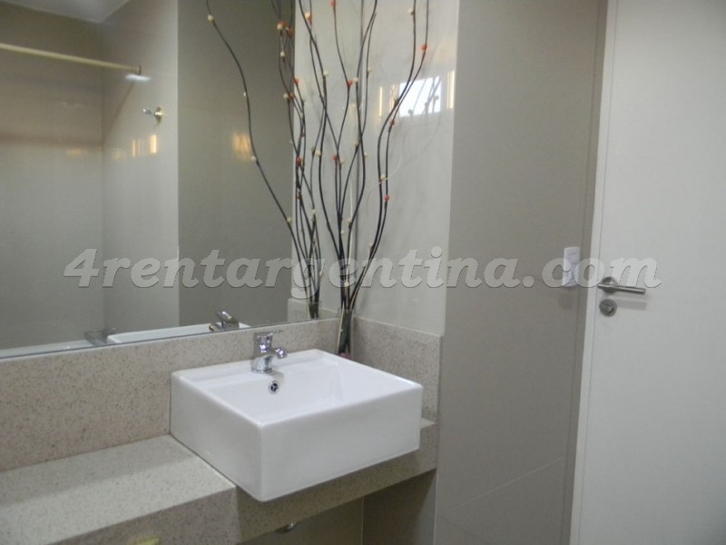 Scalabrini Ortiz y El Salvador