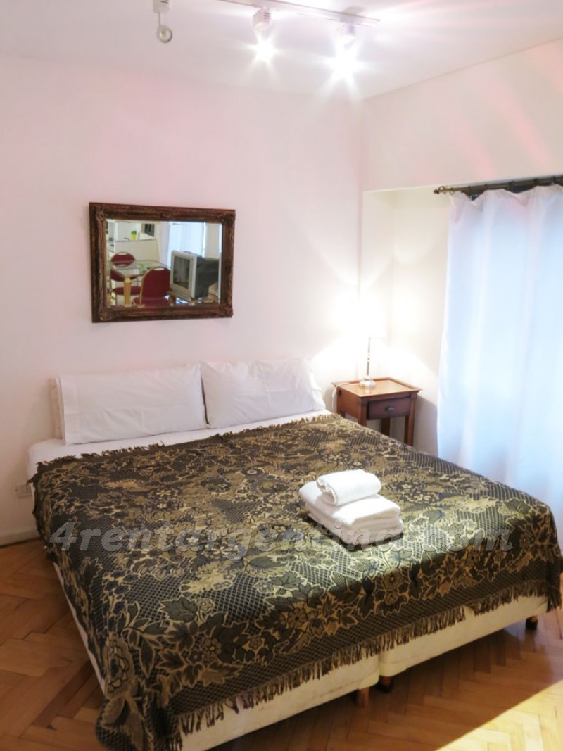 Migueletes and Federico Lacroze I