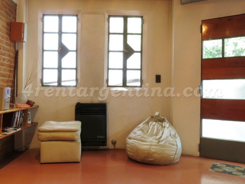 Bolivar and Estados Unidos