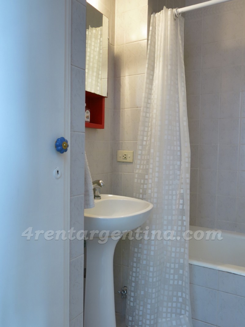 Honduras y Scalabrini Ortiz