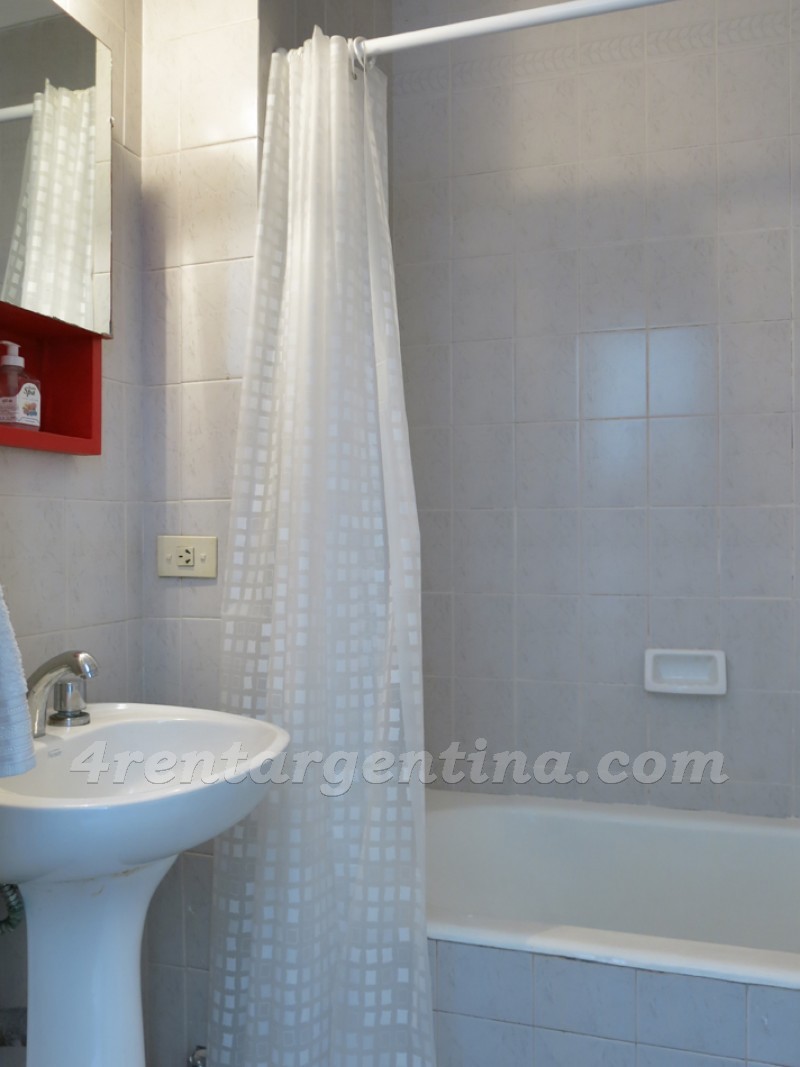 Honduras y Scalabrini Ortiz