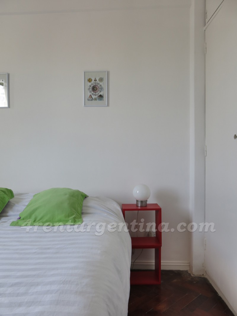 Honduras y Scalabrini Ortiz