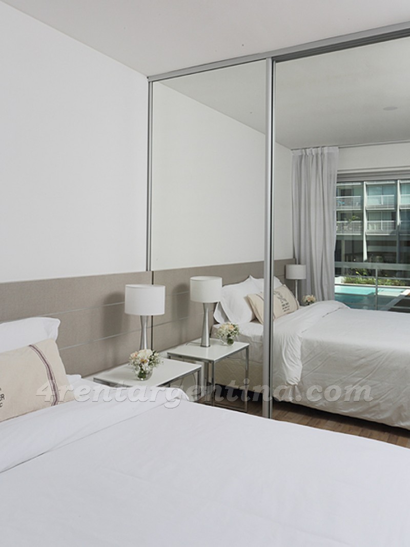 Rep. de Eslovenia and Baez IV