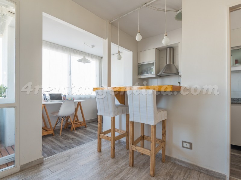 11 de Septiembre and Roosevelt