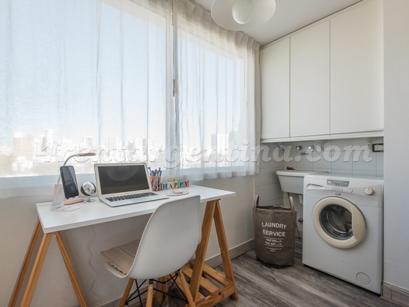 11 de Septiembre and Roosevelt