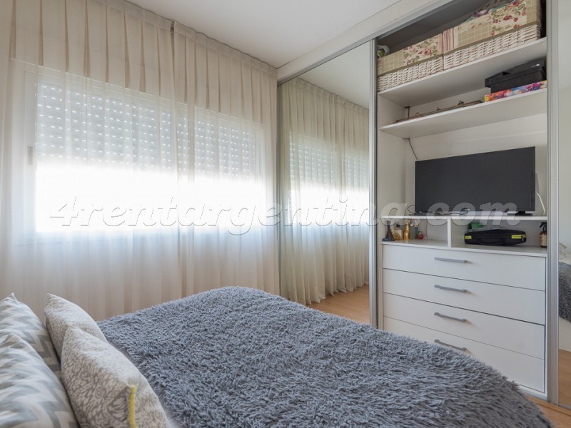 11 de Septiembre and Roosevelt