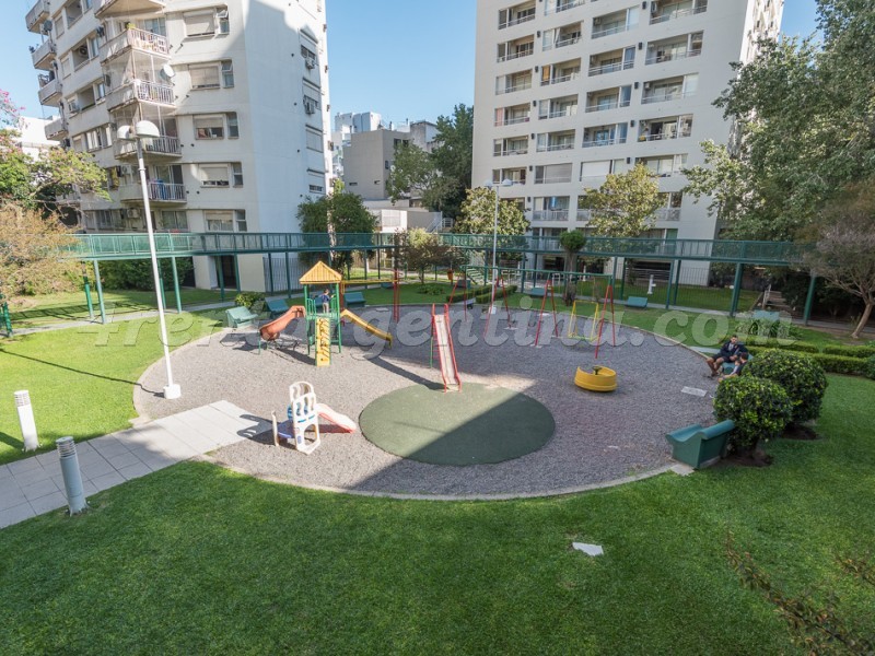 11 de Septiembre and Roosevelt