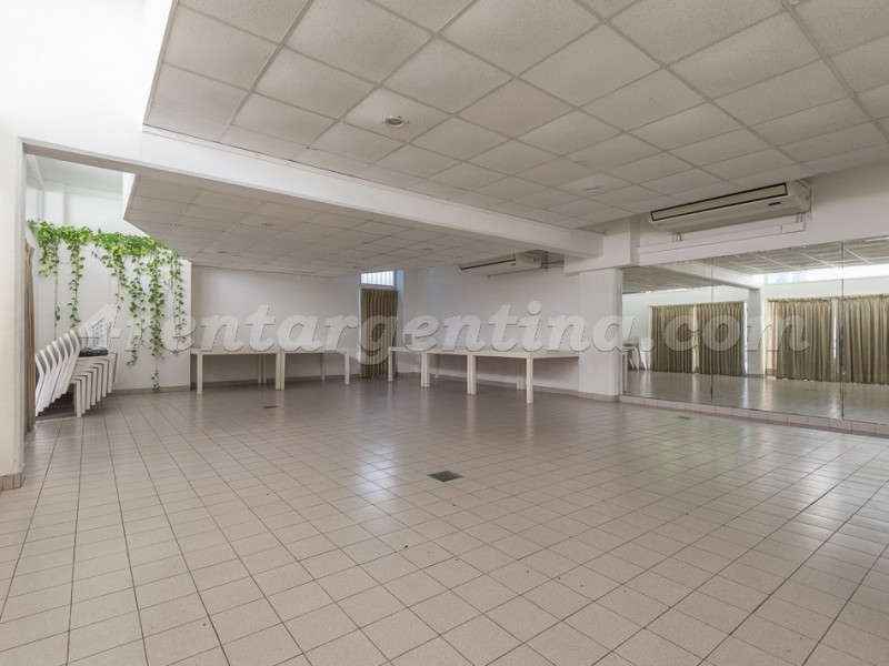 11 de Septiembre and Roosevelt