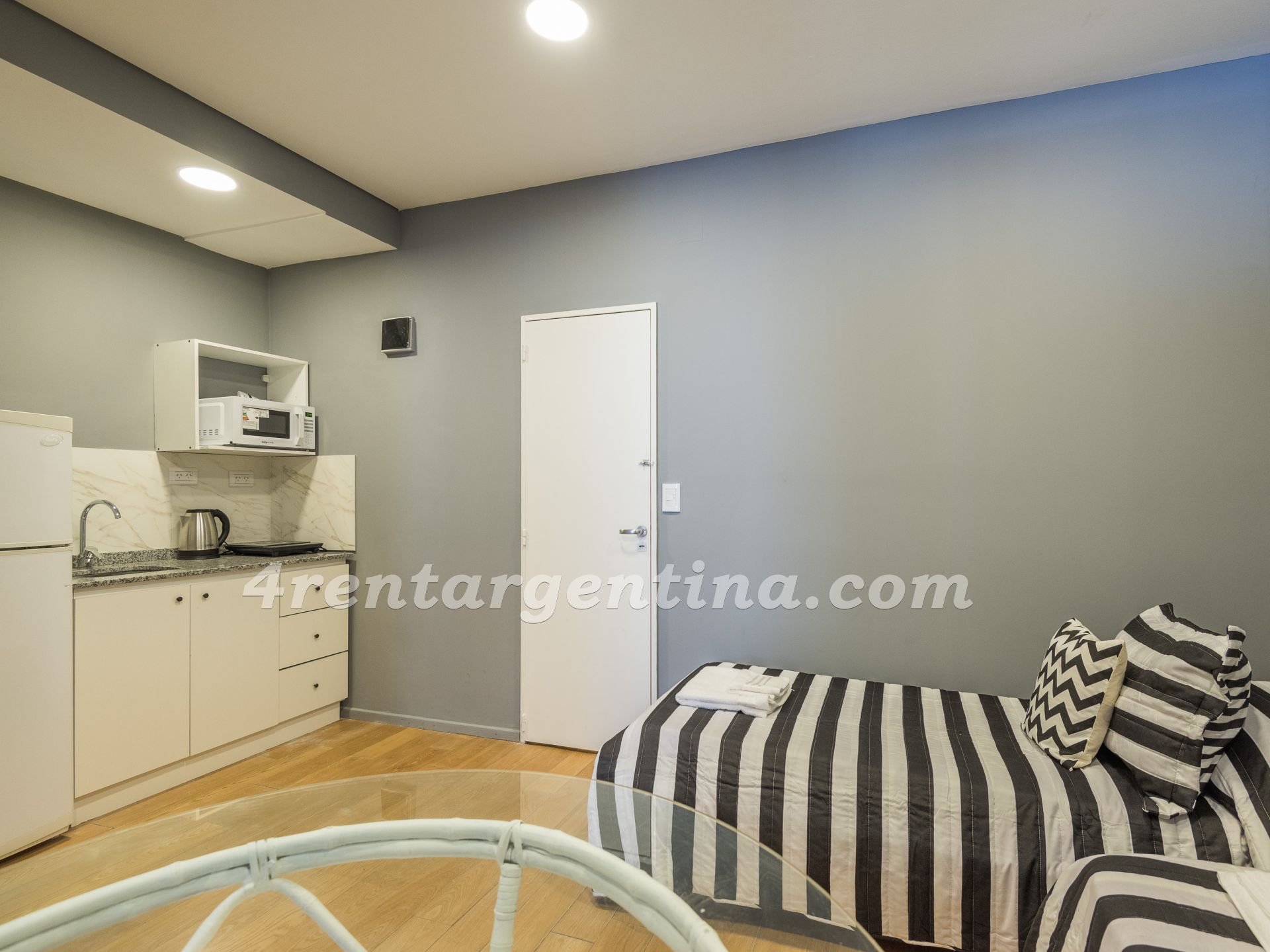 Rivadavia y Uruguay II