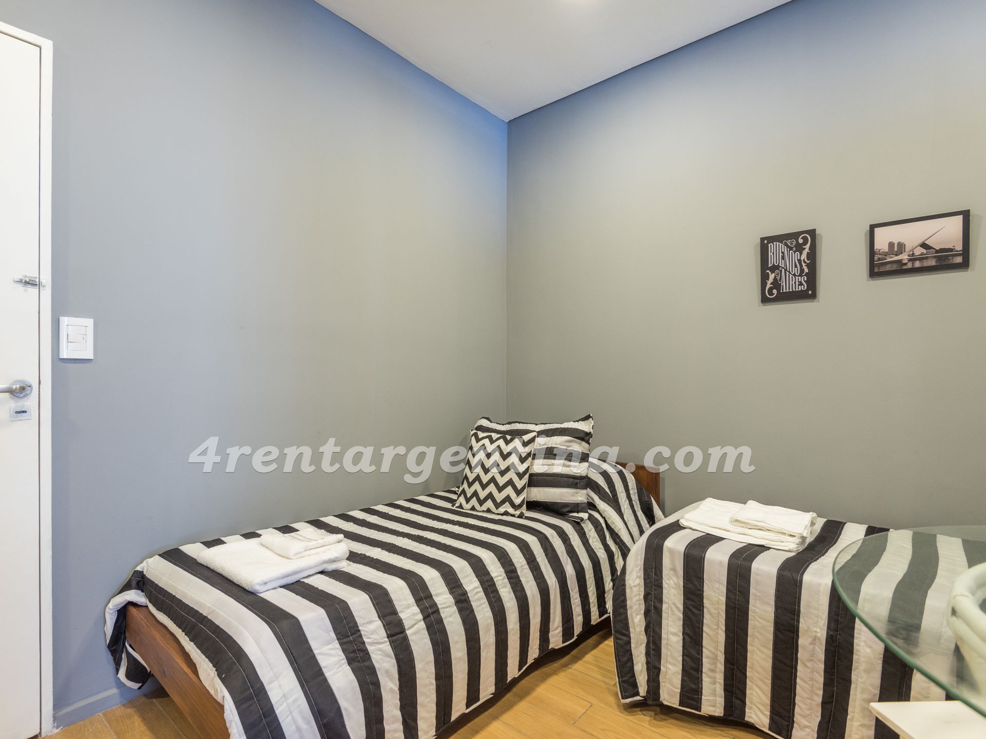 Rivadavia y Uruguay II