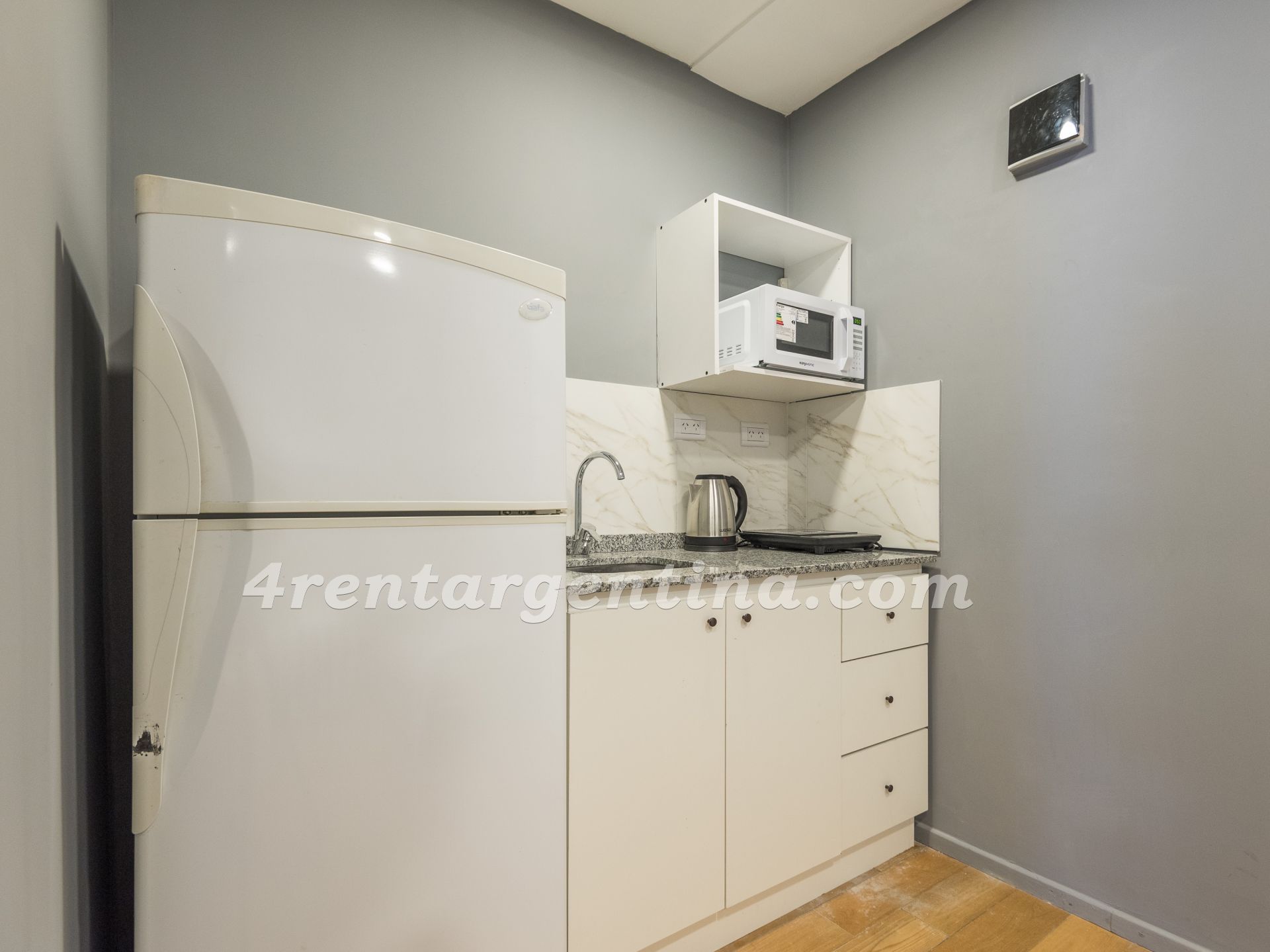 Rivadavia y Uruguay II