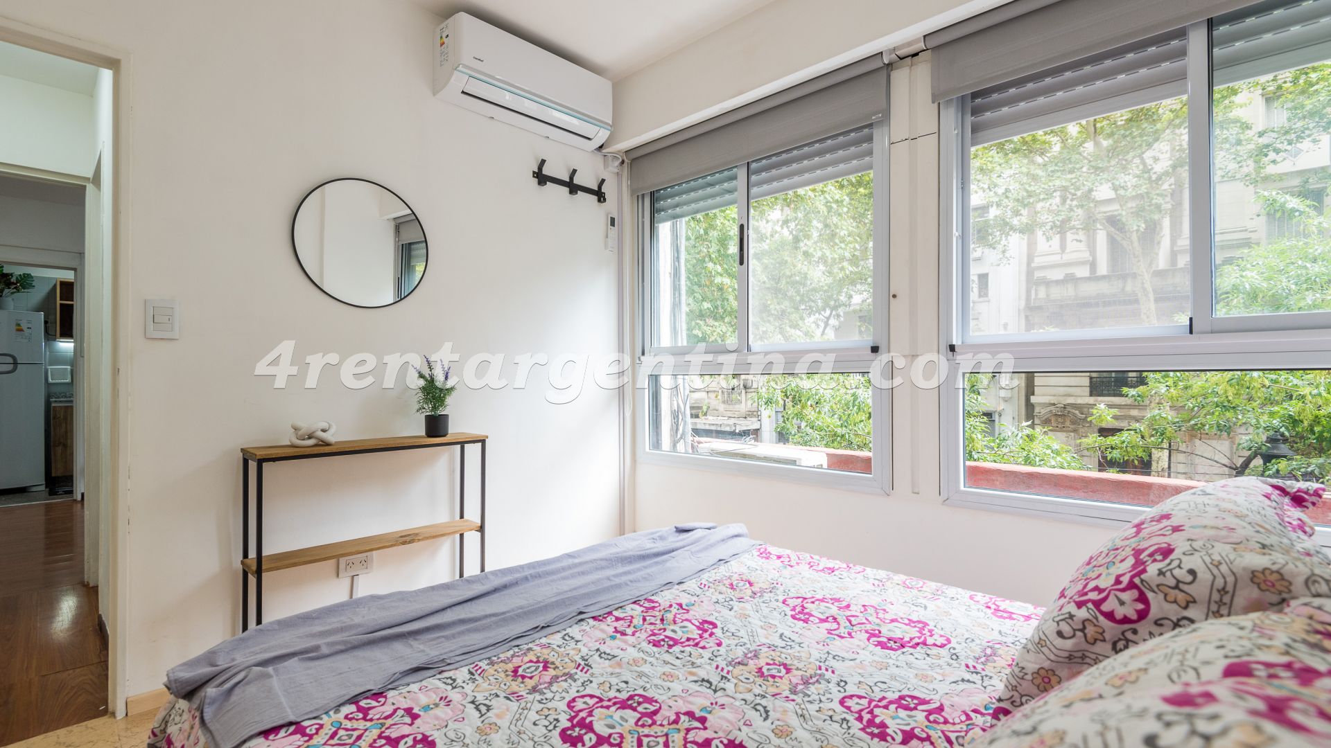 Avenida de Mayo y Santiago del Estero V