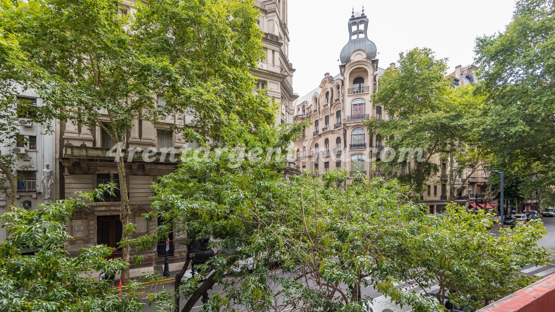 Avenida de Mayo y Santiago del Estero V