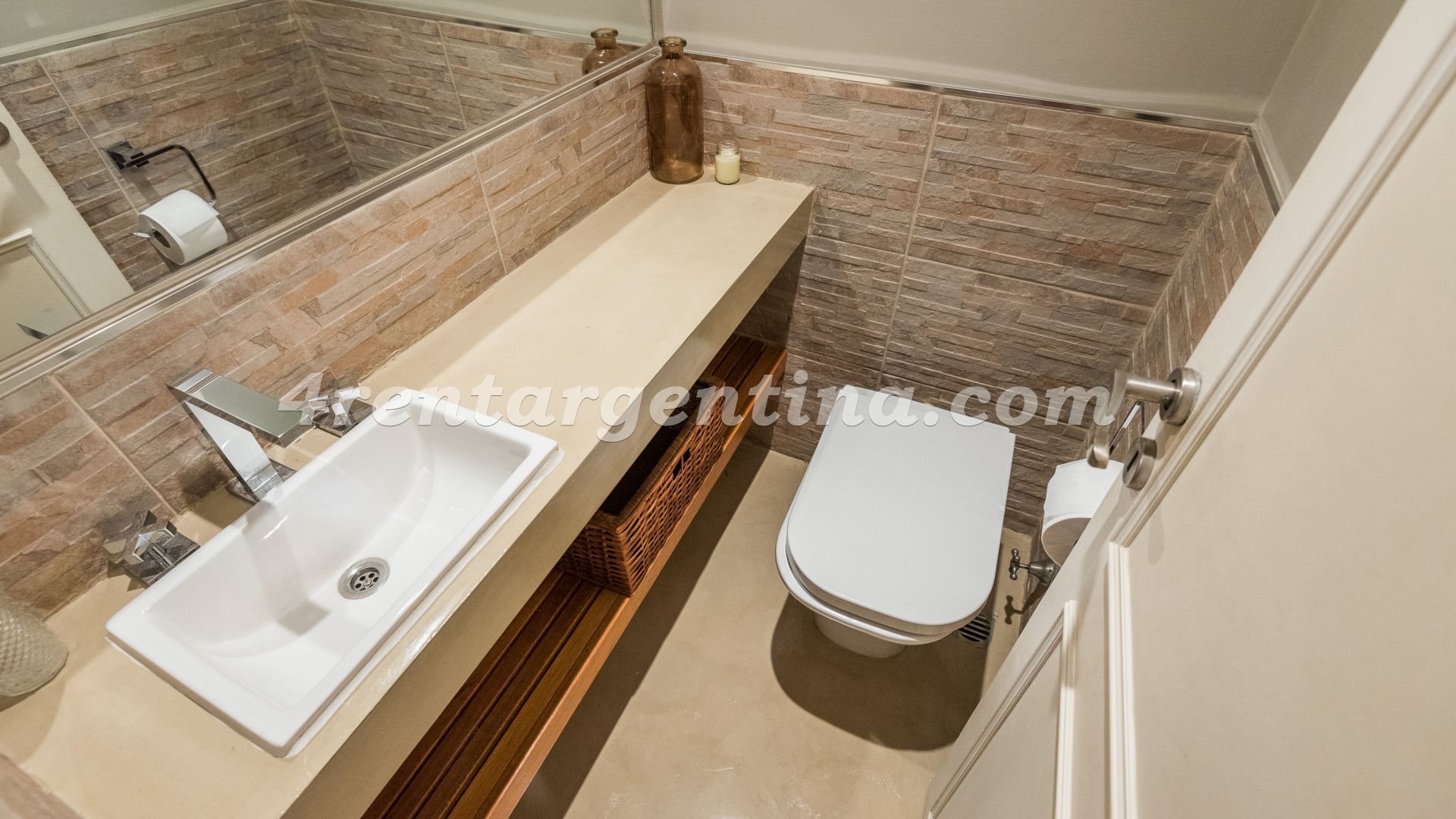 Olleros and Zapiola I