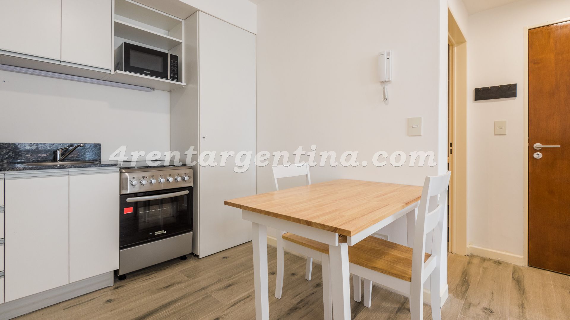 Saavedra e Av. Independencia