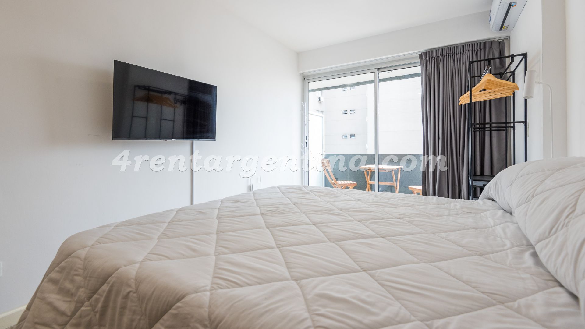 Saavedra e Av. Independencia