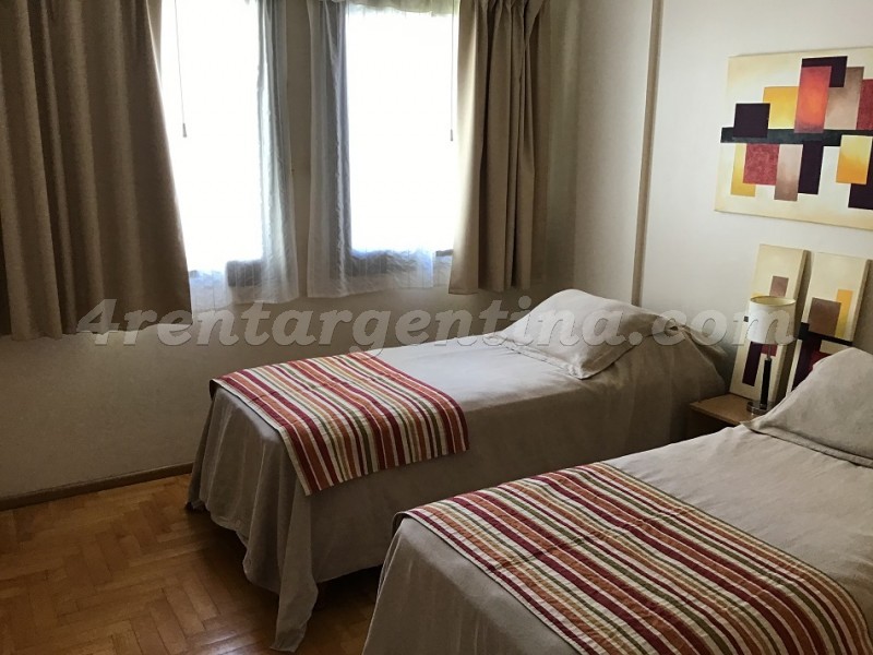 Baez and Rep. de Eslovenia