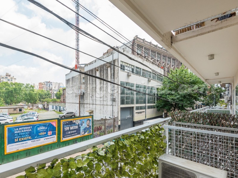 Azcuenaga and Las Heras