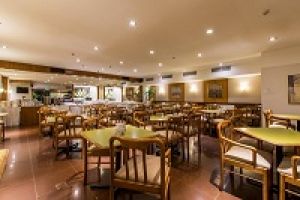 Carlton Solans Hotel