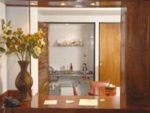 Art Deco Hotel & Suites