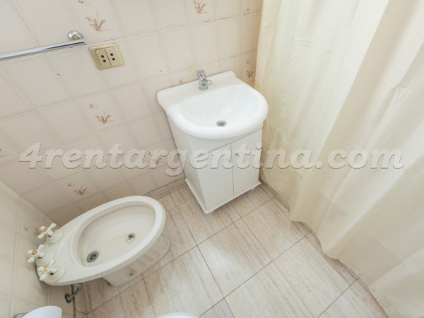Apartment Gascon and Corrientes - 4rentargentina