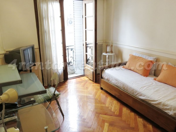 H. Yrigoyen and Sarandi: Apartment for rent in Buenos Aires