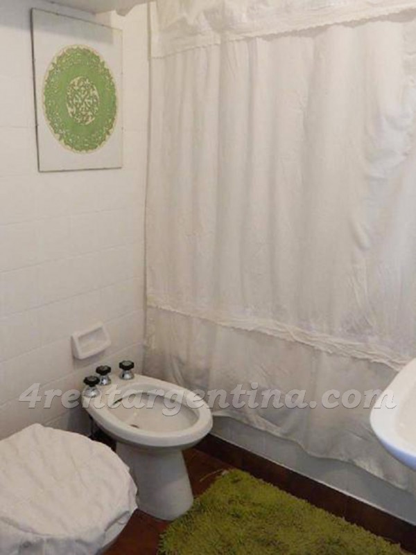 Apartamento Amoblado en Libertador y Montevideo V, Recoleta