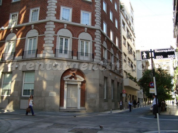 Reconquista y Tres Sargentos, Downtown en Renta Temporaria