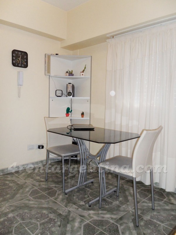 Apartment Azcuenaga and Guido XVI - 4rentargentina