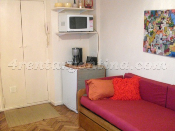 Mexico et Luis Saenz Pea: Furnished apartment in Congreso