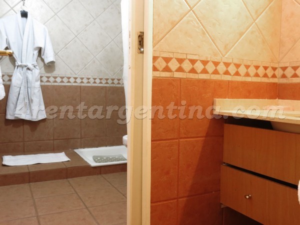 Apartment H. Yrigoyen and Piedras I - 4rentargentina