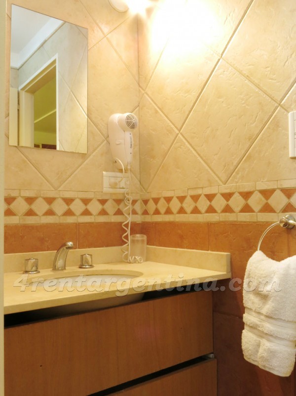 Apartment H. Yrigoyen and Piedras I - 4rentargentina