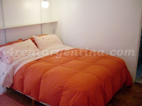 Apartment Balcarce and Estados Unidos II - 4rentargentina