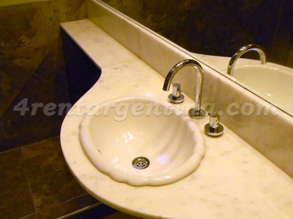 Moreno and Piedras II: Apartment for rent in Downtown