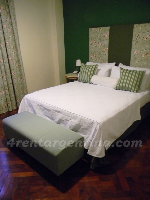 Moreno et Piedras IV: Apartment for rent in Downtown