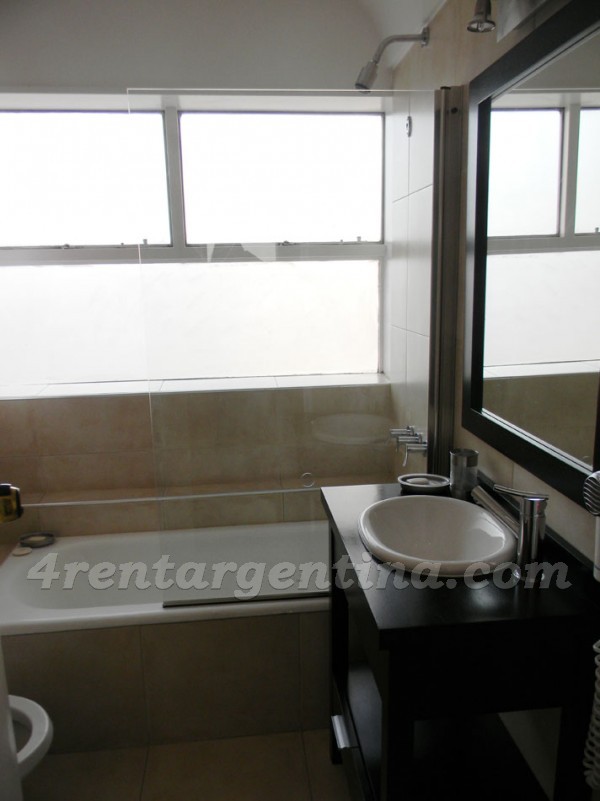 Apartamento Amoblado en Suipacha y Arenales II, Downtown