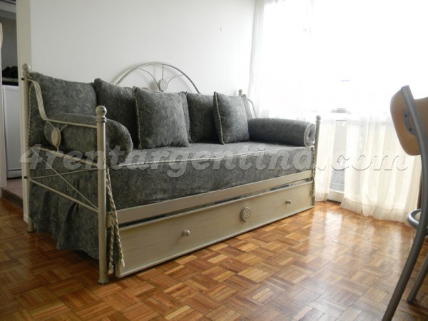 Corrientes and Maipu IV, apartment fully equipped