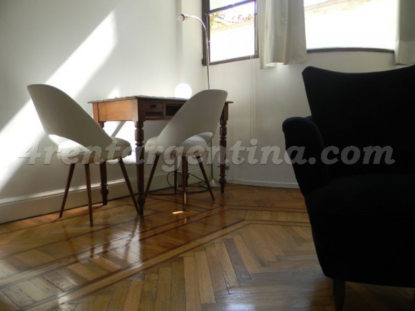 Apartamento Amoblado en Venezuela y Tacuari, San Telmo