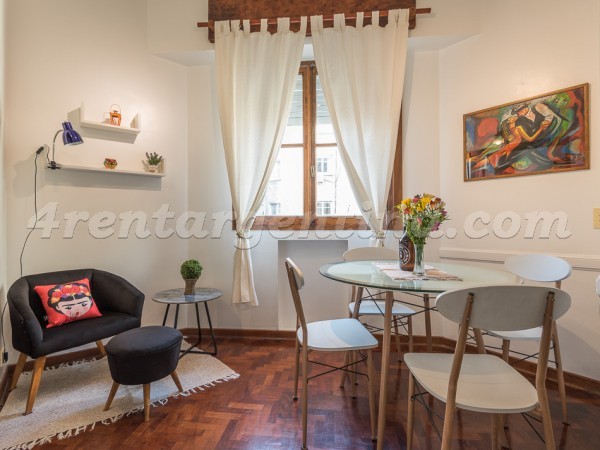 Juncal and Azcuenaga: Furnished apartment in Recoleta