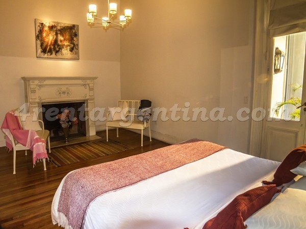 Apartamento Amoblado en Salta y Humberto Primo, San Telmo