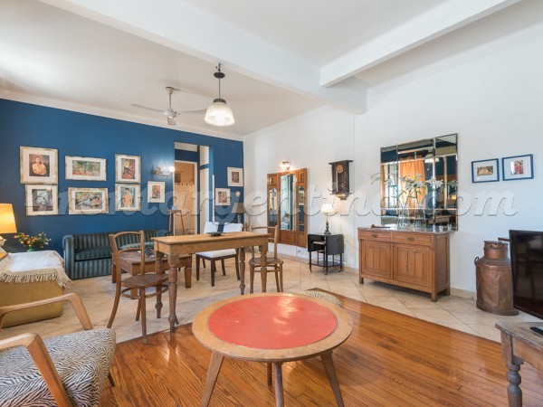 Apartamento San Juan e Paseo Colon - 4rentargentina