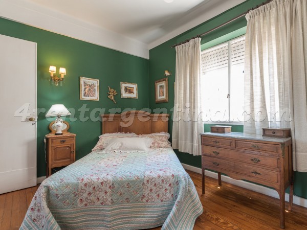 Apartamento San Juan e Paseo Colon - 4rentargentina